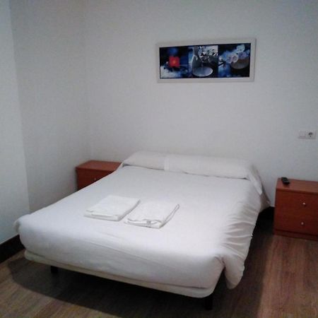 比戈 黄金锚旅馆酒店 外观 照片