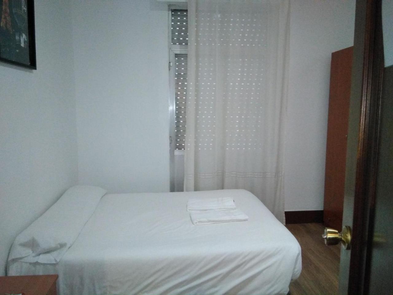 比戈 黄金锚旅馆酒店 外观 照片